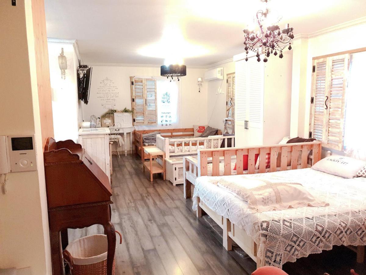 The Antique Apartment Busan Exterior photo