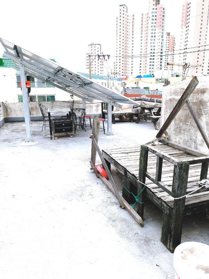 The Antique Apartment Busan Exterior photo
